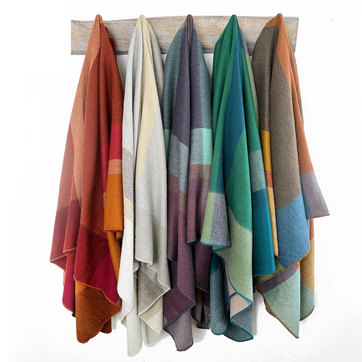 Alpaca Throw Blanket - Prism: Blanket (70x90)