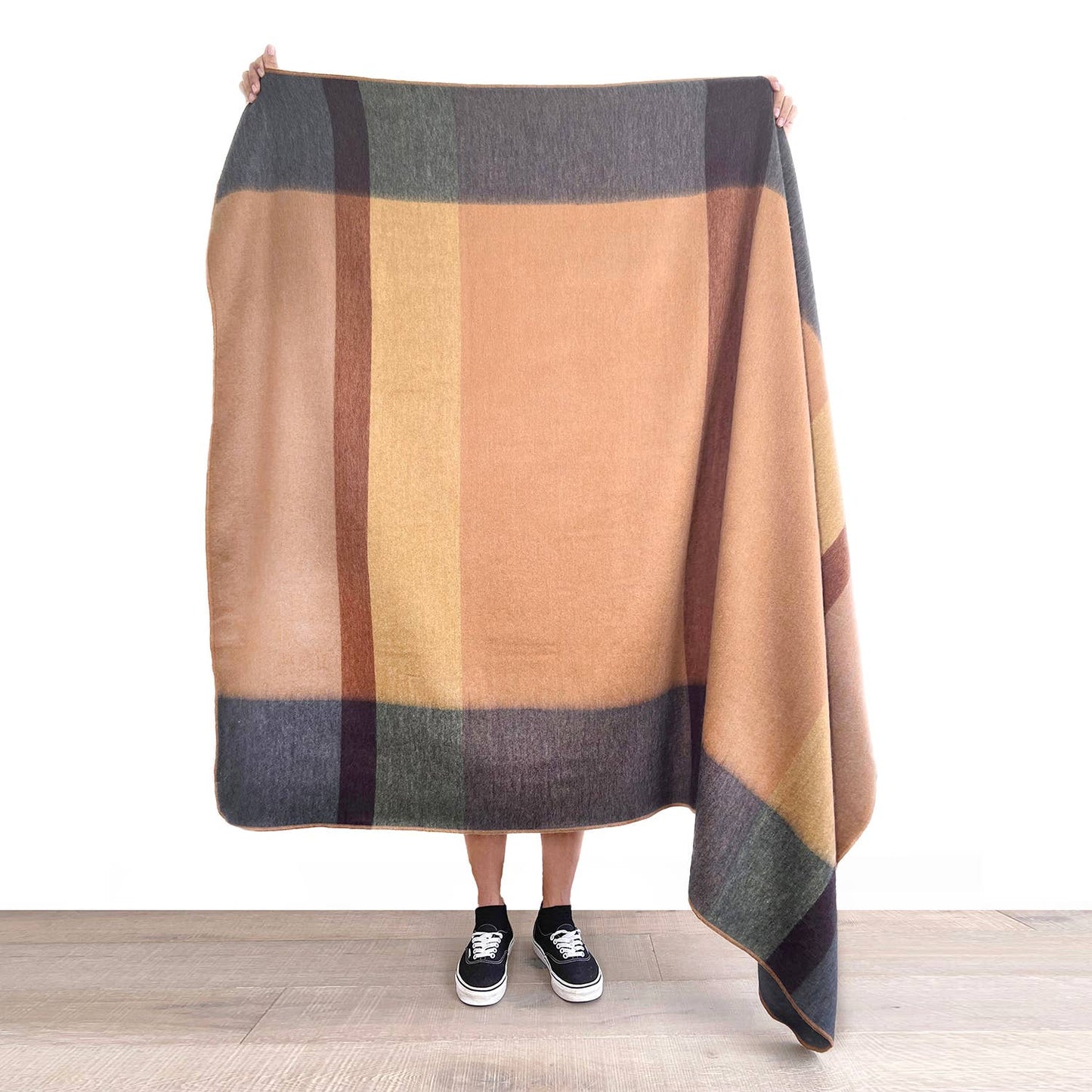 Alpaca Throw Blanket - Mojave: Throw     (45x70)