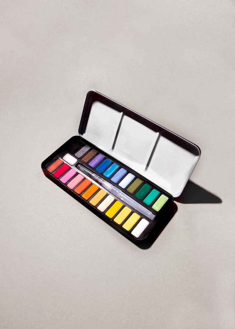Watercolor paint set