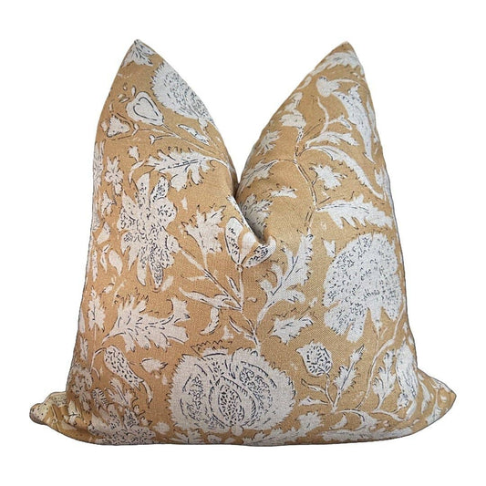 Rache Outdoor/Indoor Pillow: 18x18